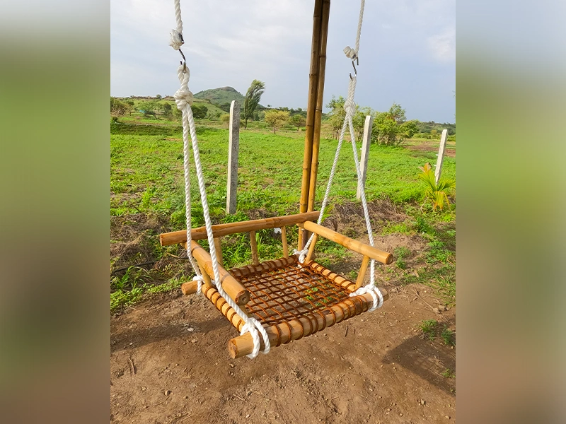 Jhula With Back Support